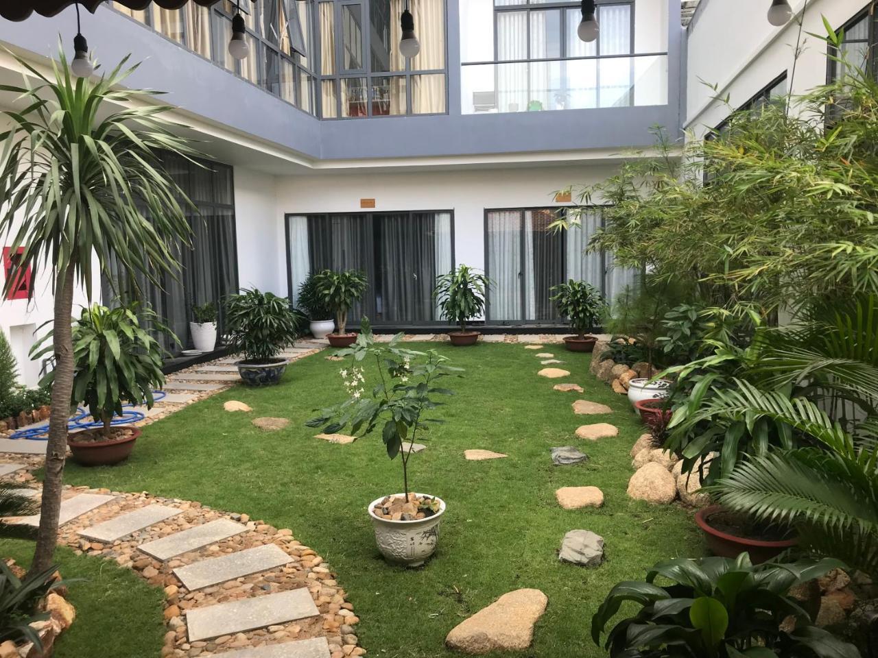 Lily Apartment Нячанг Экстерьер фото